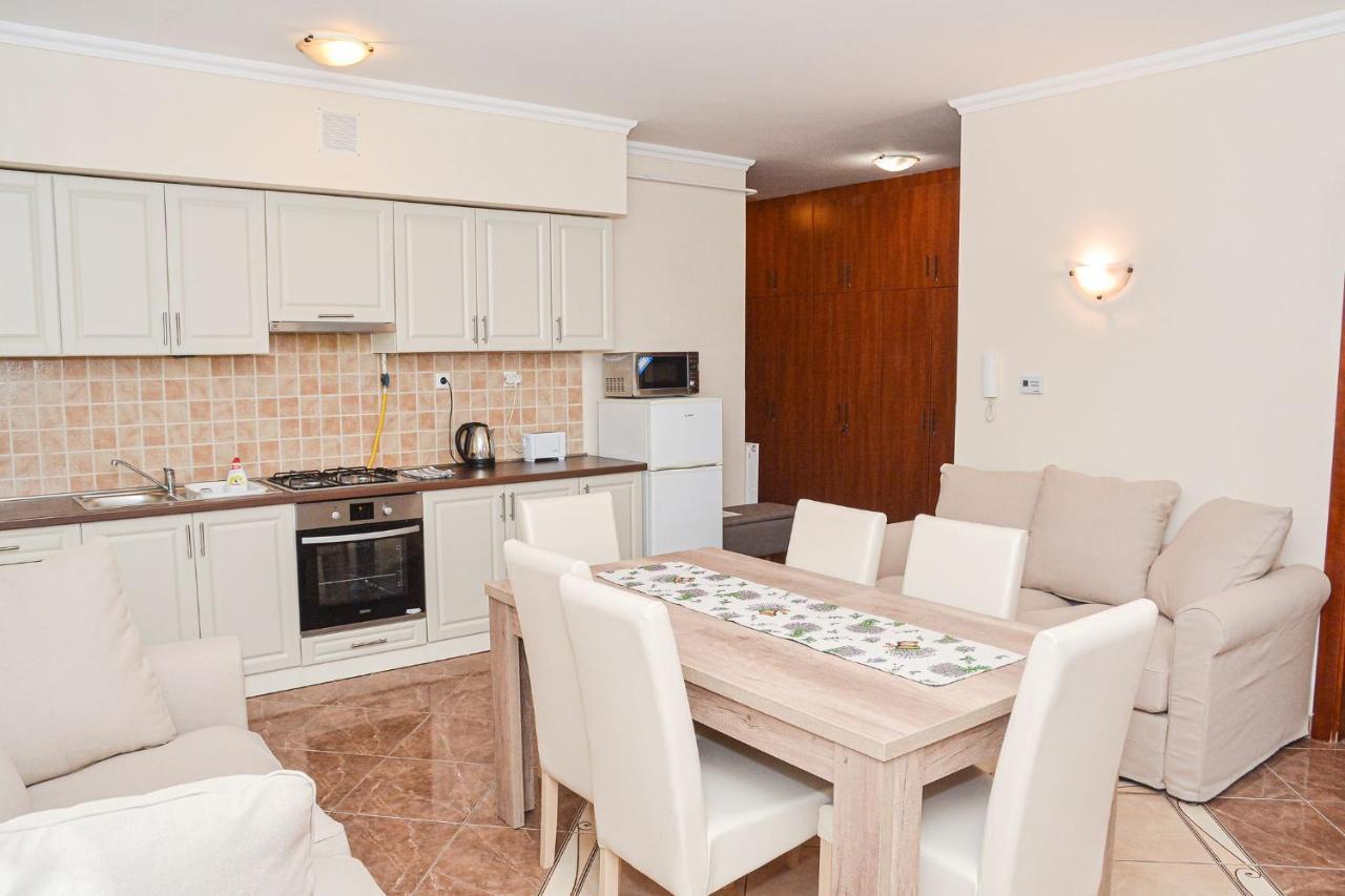 Apartman Otto ไฮจ์ดุสโซบอสโล ภายนอก รูปภาพ