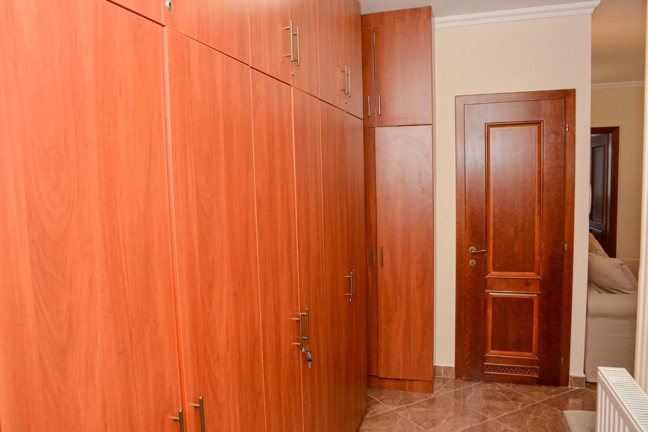 Apartman Otto ไฮจ์ดุสโซบอสโล ภายนอก รูปภาพ