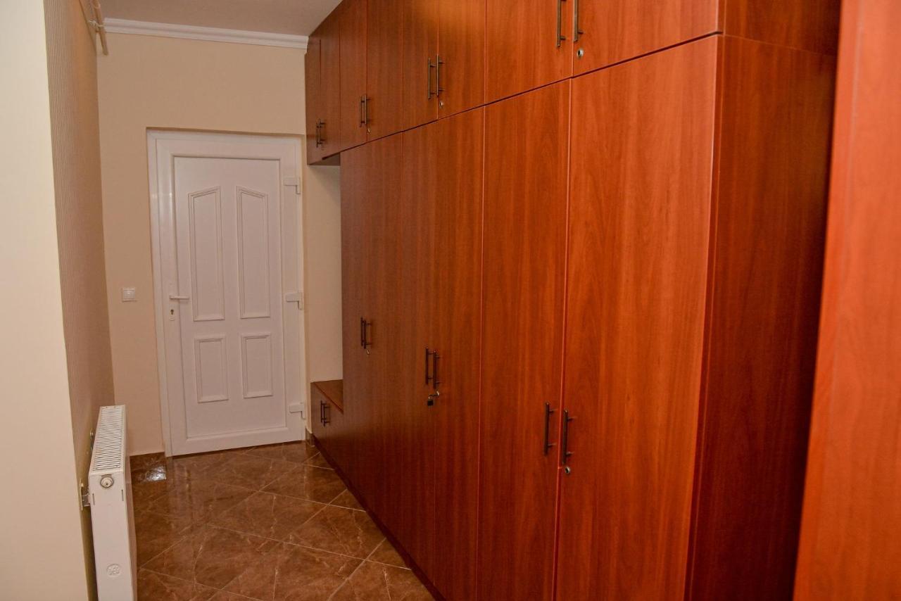 Apartman Otto ไฮจ์ดุสโซบอสโล ภายนอก รูปภาพ