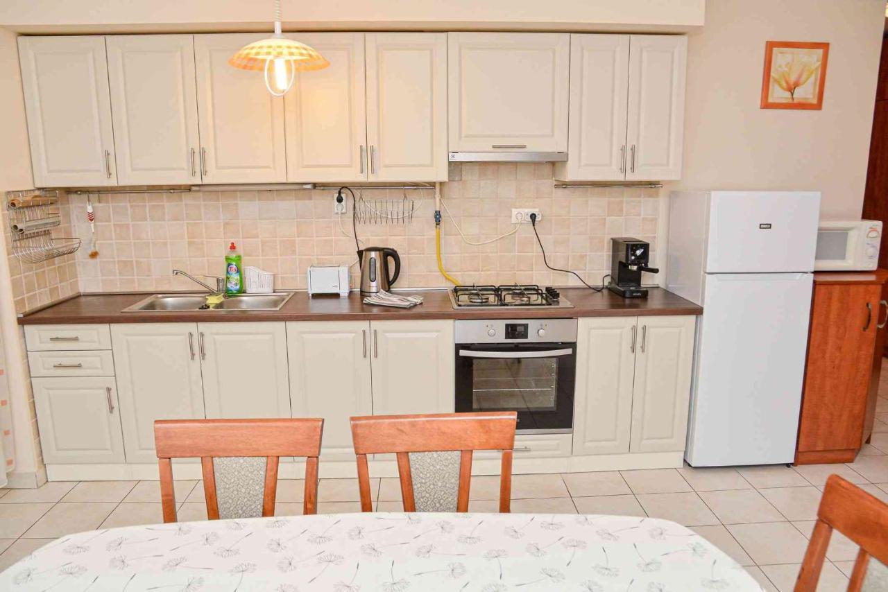 Apartman Otto ไฮจ์ดุสโซบอสโล ภายนอก รูปภาพ