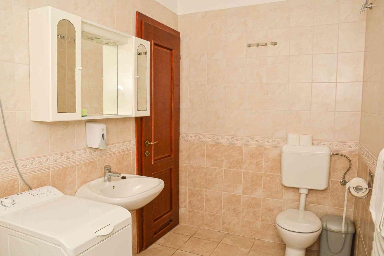 Apartman Otto ไฮจ์ดุสโซบอสโล ภายนอก รูปภาพ