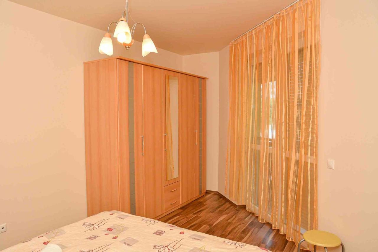 Apartman Otto ไฮจ์ดุสโซบอสโล ภายนอก รูปภาพ
